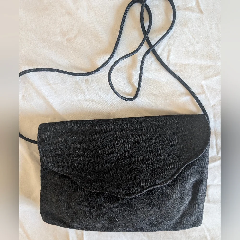 Bundle of 3 Vintage Small Purses & 1 Clutch